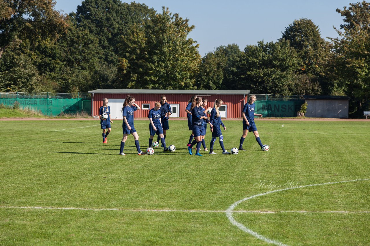 Bild 77 - B-Juniorinnen Krummesser SV - SV Henstedt Ulzburg : Ergebnis: 0:3